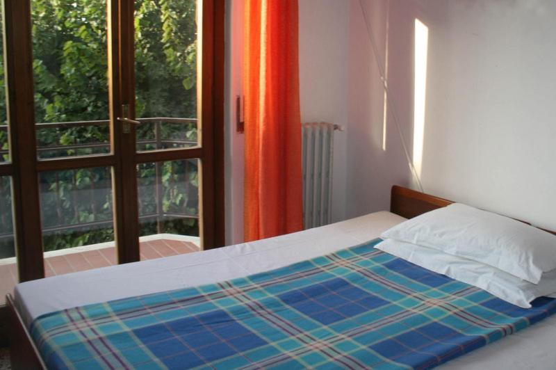 Family Inn Перо Екстер'єр фото